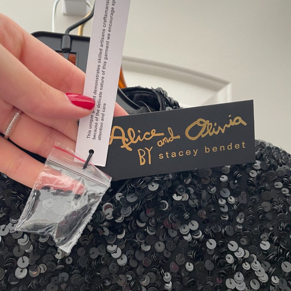 ALICE + OLIVIA Inka Sequin Maxi Gown Black Size 2 NEW WITH TAGS IN ORIGINAL BAG - Picture 7 of 10